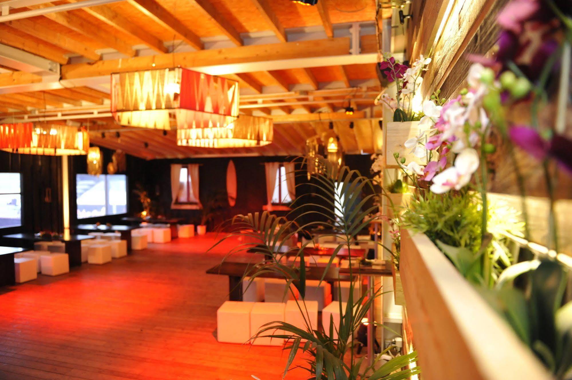 Hotel Cube Lodges Mitte Berlim